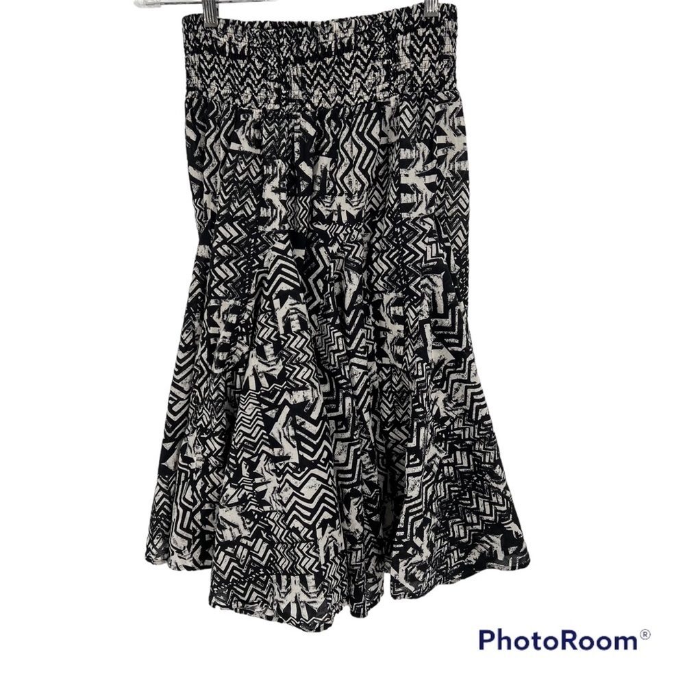 Chelsea & Theodore Black and White Smocked Maxi Skirt Size S